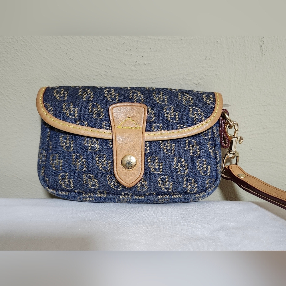 Dooney And Bourke Denim Wristlet